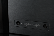 Load image into Gallery viewer, XPA-DR1 Differential Reference™ Monoblock Power Amplifier
