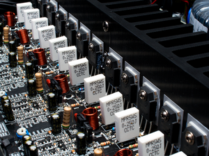 BasX A-800 Multi-Zone Power Amplifier