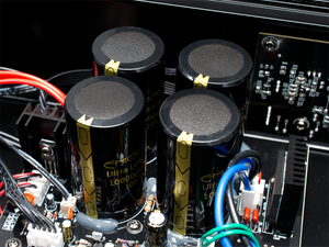BasX A-800 Multi-Zone Power Amplifier